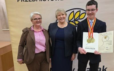 Podwójny laureat (6)